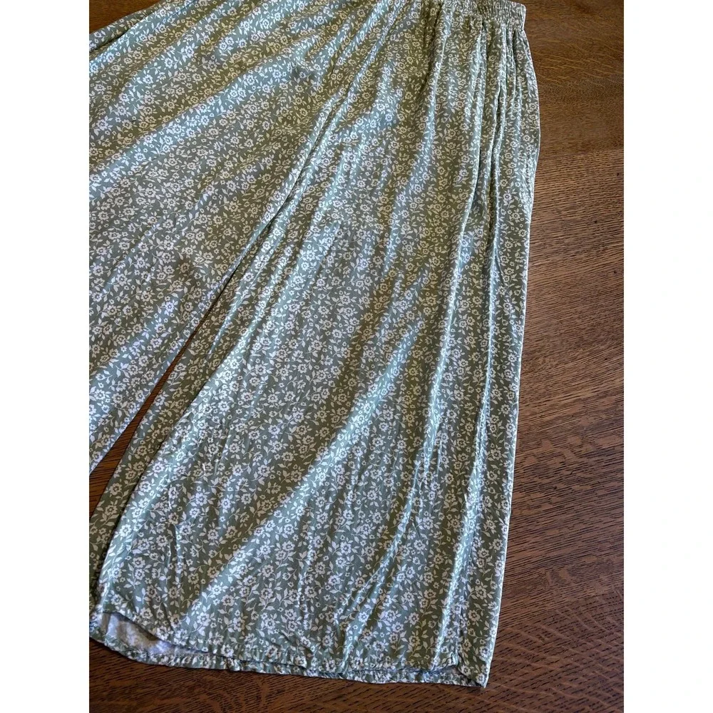 Women's Green Pants Bundle – XS/S/ Size 2